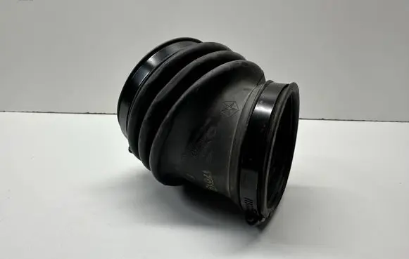Dodge Challenger Air intake duct part 05038817AA 68175274AE 62243