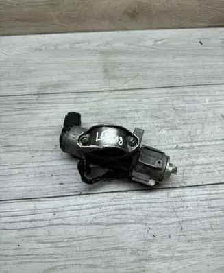 Toyota Corolla Verso AR10 Ignition lock 450200504