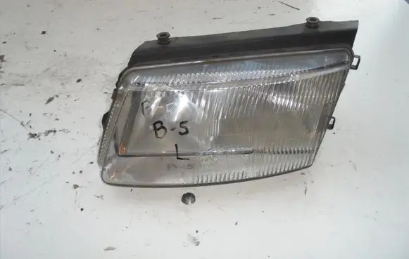 Volkswagen PASSAT B5 Headlight/headlamp