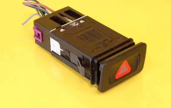 Volkswagen Golf IV Hazard light switch 1J0953235J 1J0953235H