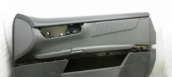 Mercedes-Benz CL C216 Front door card panel trim A2167206070