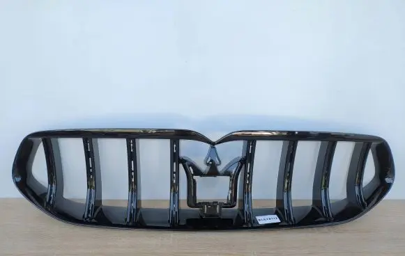 Maserati Grecale Front bumper upper radiator grill 670170829