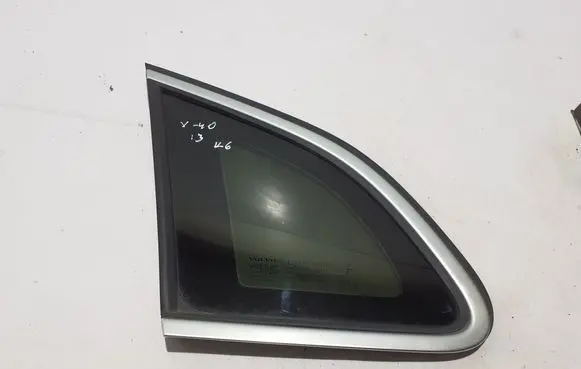Volvo V40 Rear side window 31352332