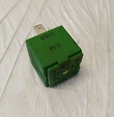 Opel Vectra C Other relay 13136665