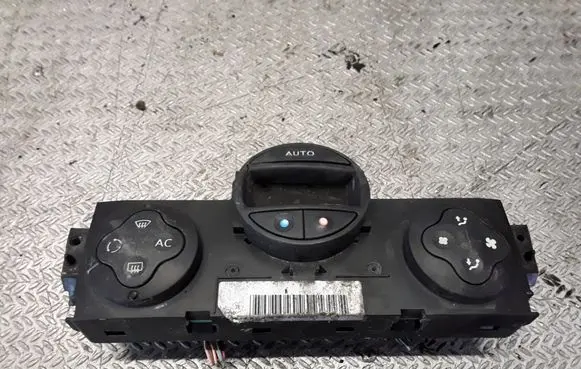 Renault Megane II Climate control unit