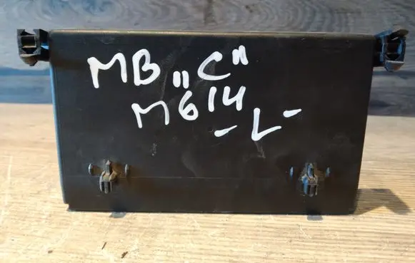 Mercedes-Benz C W203 Door control unit/module