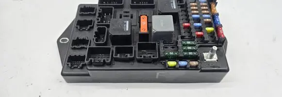 Jaguar XK - XKR Fuse box set 6W8314A073BG 00020933 519085807