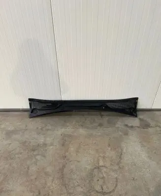 Renault Clio V Wiper trim 668114189R