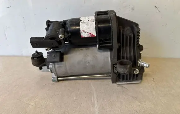 Mercedes-Benz GL X164 Air suspension compressor/pump A1643201404