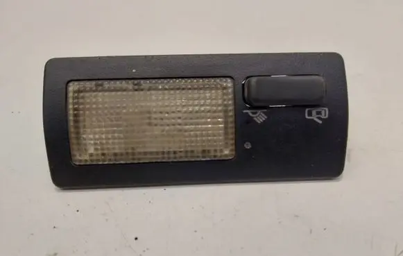 Volkswagen PASSAT B3 Rear seat light 357947291