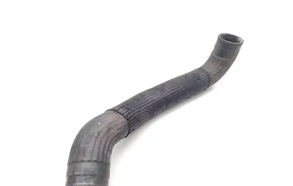 Toyota Avensis T270 Engine coolant pipe/hose 17343-0X010-C