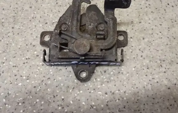 KIA Magentis Engine bonnet/hood lock/catch