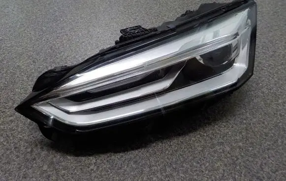 Audi A5 Headlight/headlamp