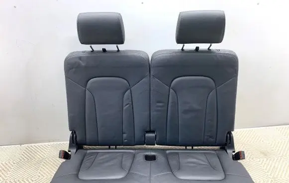 Audi Q7 4L Third row seats 