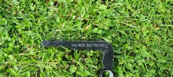 Volvo V60 Front door lower hinge 31457956pmi 31457956