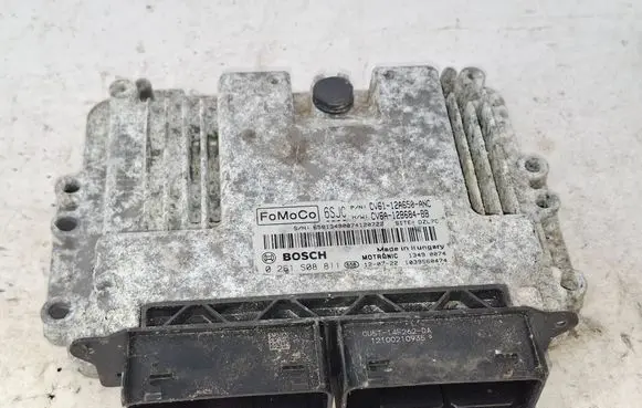 Ford Focus Engine control unit/module CV6112A650ANC CV6A12B684BB