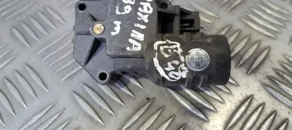 Nissan Maxima Air flap motor/actuator