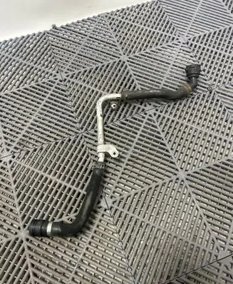 Audi A6 C7 Engine coolant pipe/hose 4G0121071N