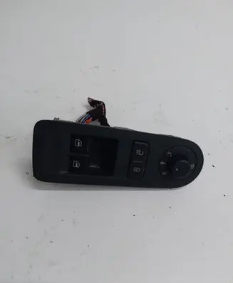 Volkswagen Up Electric window control switch 1S0867255G