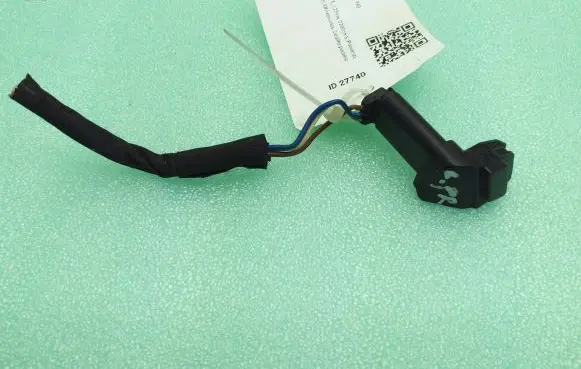 Mercedes-Benz E W212 Keyless system antenna 15628206