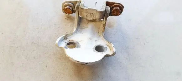 Mitsubishi Space Star Rear door lower hinge