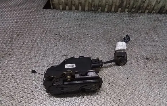 Audi A2 Rear door lock 8Z0839016D