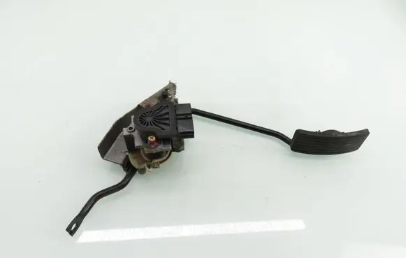 Mitsubishi Pajero Pinin Accelerator throttle pedal ASA66011
