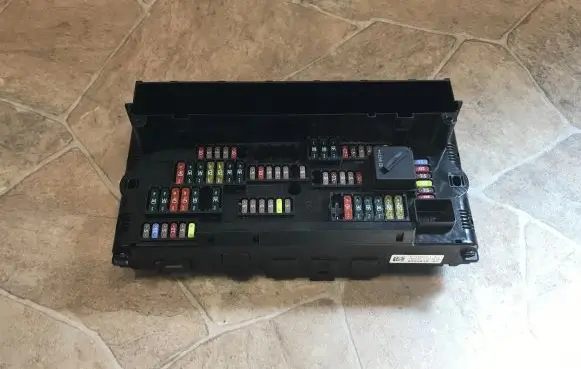 BMW 5 GT F07 Fuse module 9252815