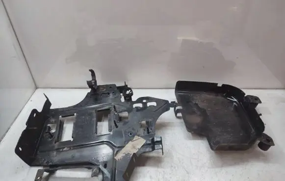 Opel Movano B Engine control unit holder 282785574R
