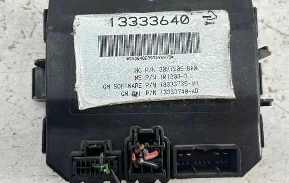 Opel Insignia A Tailgate/trunk control unit/module 13333640 13333739 3027909B00