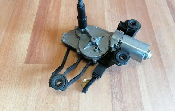 Citroen C4 Grand Picasso Rear window wiper motor 9646803180 0390201807 6405S2