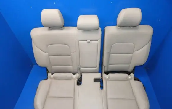 Hyundai Tucson TL Second row seats 