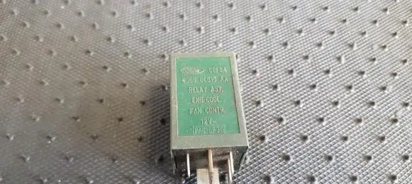 Ford Mondeo MK I Other relay 93BG8C616AA C8F6A