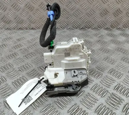 Audi A5 Rear door lock 8X0839015D