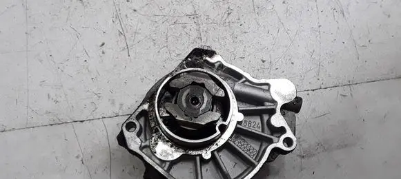 Opel Insignia A Vacuum pump 55205446