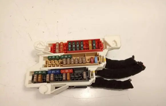 Audi A6 S6 C7 4G Fuse module 4F1941824B
