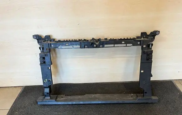 Audi A1 Radiator support slam panel 82A805588