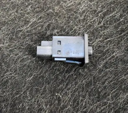 Toyota RAV 4 (XA40) Other switches/knobs/shifts 15A257