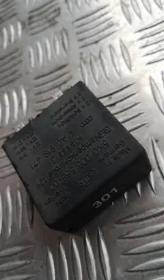 Audi A4 S4 B5 8D Other relay 4a0919471