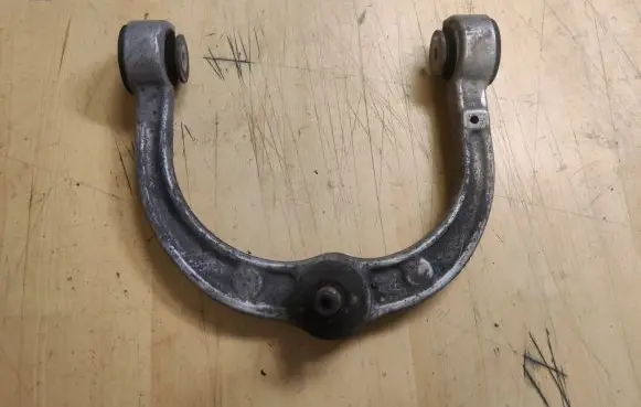 Mercedes-Benz ML W164 Front upper control arm/wishbone 2513300707