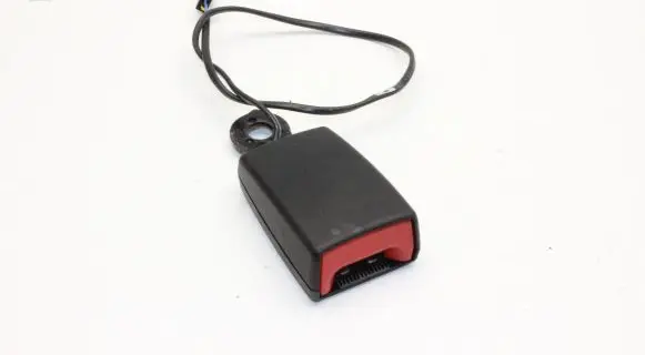 Audi TT TTS RS Mk3 8S Rear seatbelt buckle 8S8857739B