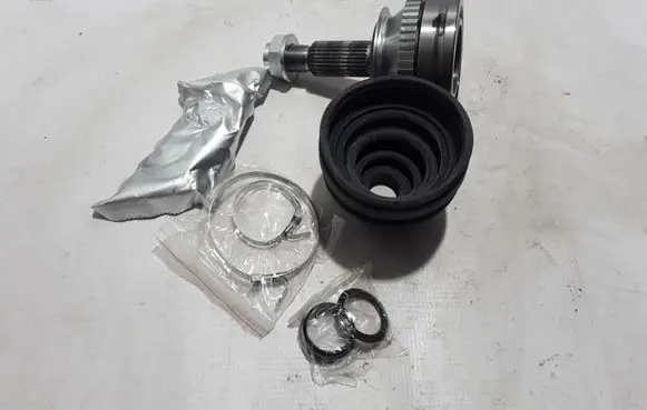 Renault Master II Driveshaft outer CV joint 7700102999