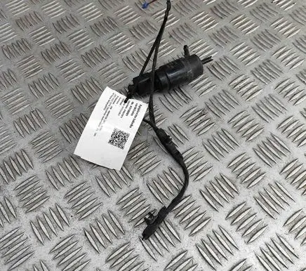 Volkswagen Amarok Windscreen/windshield washer pump 1K5955651