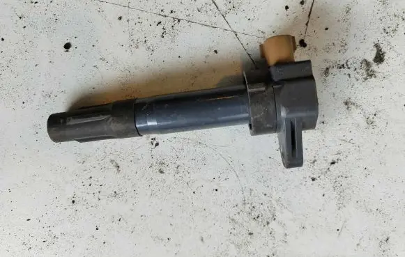 Suzuki Swift II High voltage ignition coil