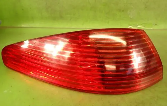 Peugeot 607 Rear/tail lights
