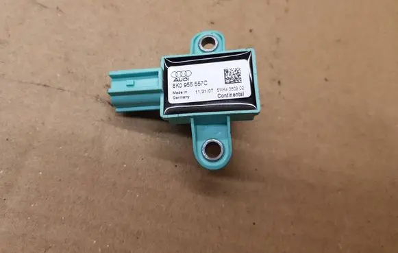 Audi A5 8T 8F Airbag deployment crash/impact sensor 8K0955557C 5WK4380902