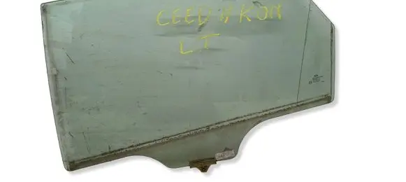 KIA Ceed Rear door window glass 
