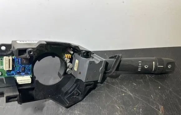 Volvo S60 Wiper control stalk 30768098