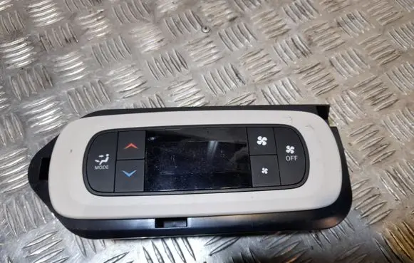 Chrysler Pacifica Climate control unit P68223336AD