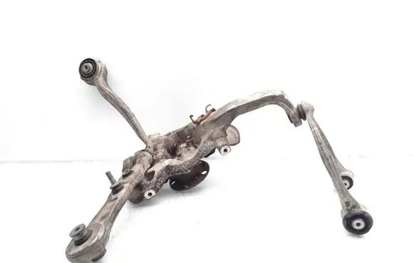 Mercedes-Benz C AMG W205 Front wishbone bush 20566RE 20501RE